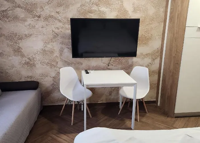 Colonel Luxury Apartment